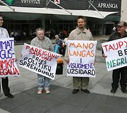 Vilniaus psichosocialinės reabilitacijos centro protesto akimirkos