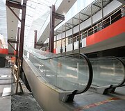 Vilniaus pramogų parko teritorijoje baigiamo statyti prekybos ir pramogų centro &bdquo;Ozas&ldquo; plėtotojai skaičiuoja dienas iki atidarymo.
