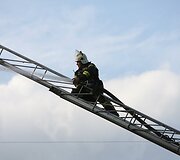 Vilniaus ugniagesiai gavo prane&scaron;imą apie gaisrą Užupyje, to paties pavadinimo gatvėje. Gaisras įsiplieskė pastate, kuriame įsikūręs vilniečiams gerai žinomas restoranas &bdquo;Tores&ldquo;.