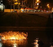 Sekmadienio vakarą de&scaron;niajame Neries krante vyko renginys "Vilniaus legenda", skirtas Lietuvos tukstantmečiui ir rudens lygiadieniui paminėti.