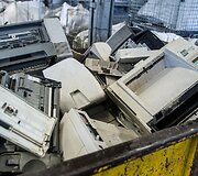 &bdquo;EMP recycling&ldquo; elektronikos ir kitų atliekų perdirbimo gamykloje. 