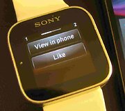 I&scaron;manusis laikrodis &bdquo;Sony Smartwatch&ldquo;