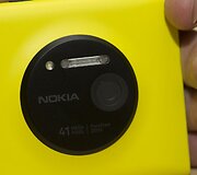 Telefonai &bdquo;Nokia Lumia 1020&ldquo; ir &bdquo;Sony Xperia Z1&ldquo;