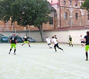 &bdquo;Biplan&ldquo; ir &bdquo;Bez bilieta&ldquo; muzikantų komanda žaidė futbolą su FK &bdquo;Barbakanas&ldquo;