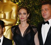 Angelina Jolie, Bradas Pittas ir jų sūnus Maddoxas
