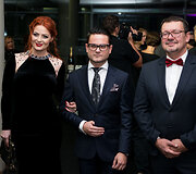 Dainininkė Rasa Kau&scaron;iūtė, Edvardas Žičkus ir pianistas Daumantas Slipkus