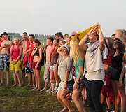 Lietuviai festivalyje &bdquo;Heineken Open&lsquo;er&ldquo; giedojo Lietuvos himną