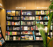 Atnaujintas Knygyno &bdquo;Pegasas&ldquo; atidarymo akimirka