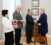 Julija Birutė Barutienė, Petras Ruzgus, Dalia Grybauskaitė, Kajatonas &Scaron;liogeris
