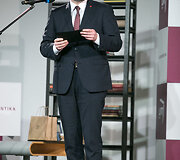 Apdovanojimų akimirka