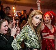 &bdquo;Drag&ldquo; festivalio akimirka
