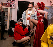 &bdquo;Drag&ldquo; festivalio akimirka