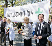 Medikų eisenos akimirka
