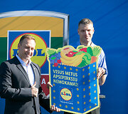 &bdquo;Lidl&ldquo; parduotuvės atidarymo akimirka