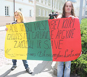 D.Kedžio &scaron;alininkų eisena