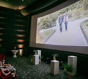 Gintarė ir Paulius susituokė kino teatre