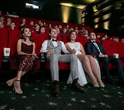 Gintarė ir Paulius susituokė kino teatre