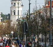 Sostinės gatves užtvindė mokleisviai