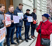 Protesto akcija prie Susisiekimo ministerijos