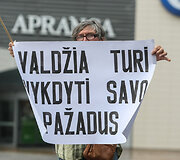 Pilies g. prekeivių piketas prie Vilniaus savivaldybės