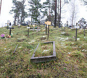 Karveli&scaron;kių kapinės