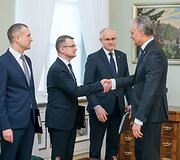 Egidijus Radzevičius, Arūnas Dulkys, Algirdas Monkevičius, Gitanas Nausėda