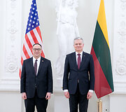 Robertas Gilkristas ir Gintanas Nausėda