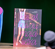 Jūratė Čer&scaron;kutė ir Virginija Kulvinskaitė apie knygą &bdquo;Kai a&scaron; buvau malalietka&ldquo;.