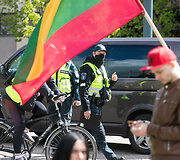 Mitingas prie&scaron; karantiną