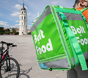 &bdquo;Bolt Food&ldquo; kurjerių piketas dėl viena&scaron;ali&scaron;kai sumažintų tarifų
