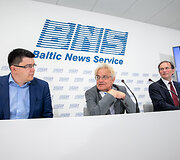 Vytautas Sinica, Vytautas Radžvilas, Arūnas Svitojus
