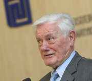 Valdas Adamkus