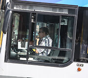 Autobusų ir troleibusų keleiviams tenka prisitaikyti prie naujų važinėjimo po Vilnių ypatumų