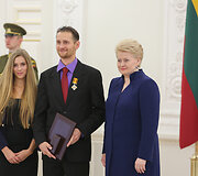 Apdovanojimų akimirka