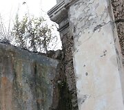 Vartai vir&scaron; Sapiegos gatvės atrodo nesaugiai