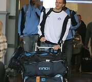 Pirmieji Vilniaus &bdquo;Lietuvos ryto&ldquo; klubo varžovai 2009-2010 metų Eurolygos B grupės varžybose &ndash; Stambulo &bdquo;Efes Pilsen&ldquo; krep&scaron;ininkai &ndash; trečiadienį skrydžiu per Vieną (Austrija) nusileido Vilniaus oro uoste.