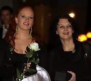Atlikėja Mia pristatė antrąjį savo albumą  "Stiklo namai"
