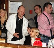 Atlikėja Mia pristatė antrąjį savo albumą  "Stiklo namai"