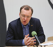 Naglis Puteikis
