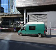 I&scaron; TEO būstinės evakuoti žmonės