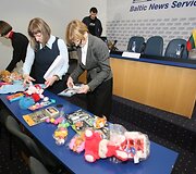 Kiekvienais metais Europos Sąjungoje nesaugių prekių aptinkama vis daugiau. Didžioji dalis užregistruojamų nesaugių gaminių &ndash; žaislai vaikams.