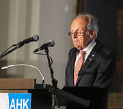Apdovanojimų akimirka