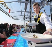 Restorane &bdquo;Dinner in the Sky&ldquo;