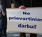 Mitingas prie Vilniaus savivaldybės