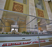 Pano-mozaika &bdquo;Svajonės-kelionės&ldquo; Vilniaus geležinkelio stotyje pristatymas.