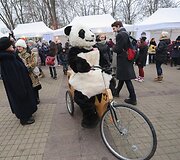 Kalėdinė mugė Simono Daukanto aik&scaron;tėje