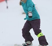 &Scaron;e&scaron;tadienį Liepkalnio žiemos trasoje, Vilniuje, susirinko snieglenčių sporto mylėtojai.2006 metais snieglenčių diena buvo pradėta &scaron;vęsti tarptautiniu mastu, 2008-aisiais, sulaukusi didelio pasisekimo, &scaron;i &scaron;ventė paplito ne tik Europoje, bet taip pat įžengė į Kanadą, JAV, Rusiją, kitas Pasaulio &scaron;alis