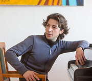 Pianistas ir tapytojas Viktoras Pauk&scaron;telis