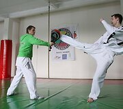 Taekwondo kovotojas Vitoldas Dzikevičius treniruotėje