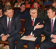 I&scaron; kairės: Loreta Graužinienė, Algirdas Butkevičius, Rimantas &Scaron;adžius, Dainoras Bradauskas